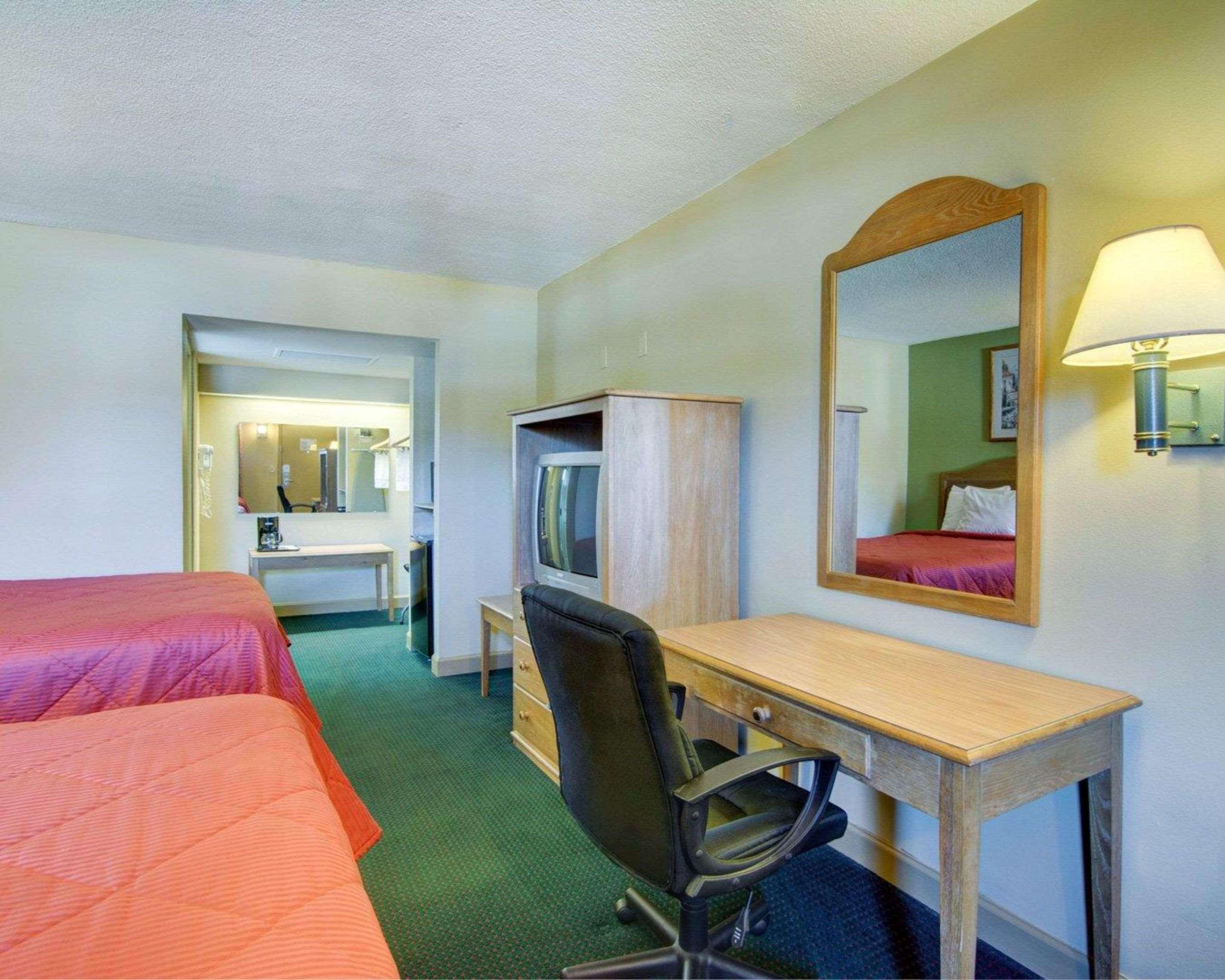 Rodeway Inn Hot Springs Exterior foto